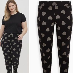 torrid black heart leggings plus size 3x women